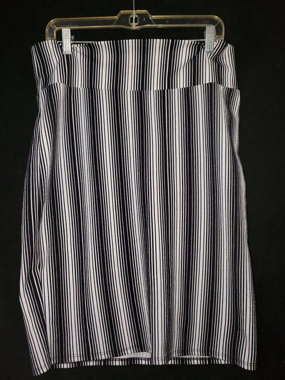 LuLaRoe Black and White Striped Cassie Skirt